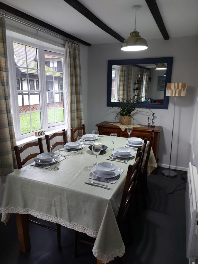 Chalet 3.9. Tudor Court