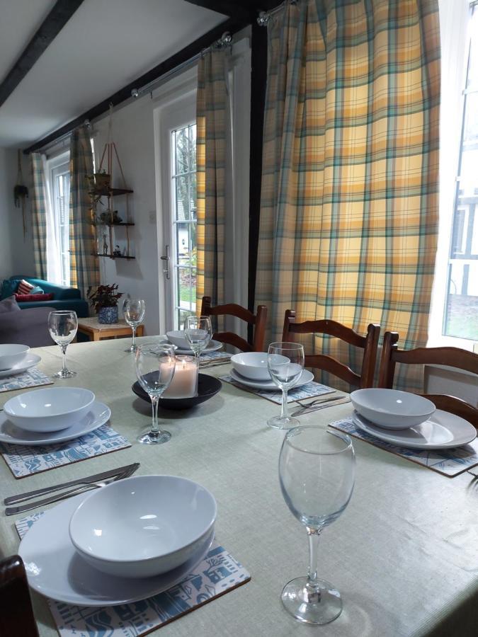 Chalet 3.9. Tudor Court Hayle