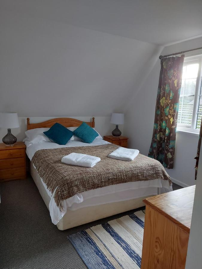 3.9. Tudor Court