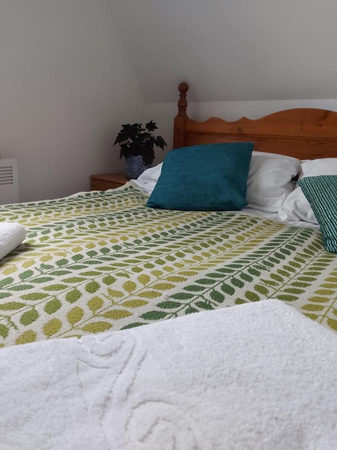 3.9. Tudor Court Chalet Hayle
